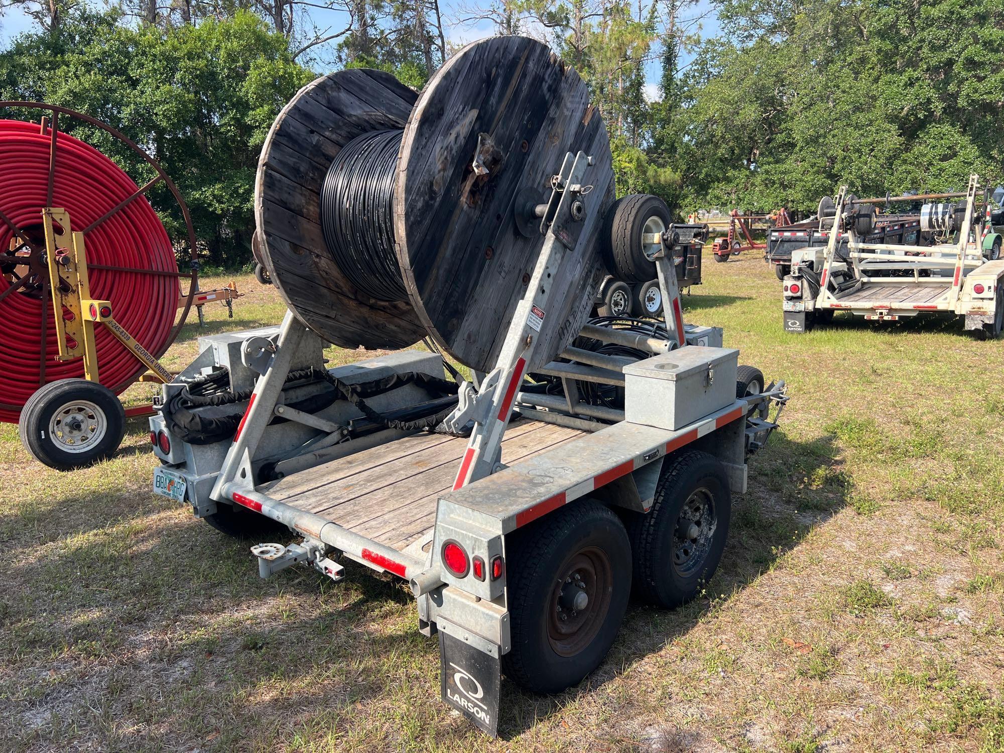 2021 LARSON WINDING TRAILER VN: 1L9LPUT29MH280533 equipped with Honda GX630 gas engine, hydraulic