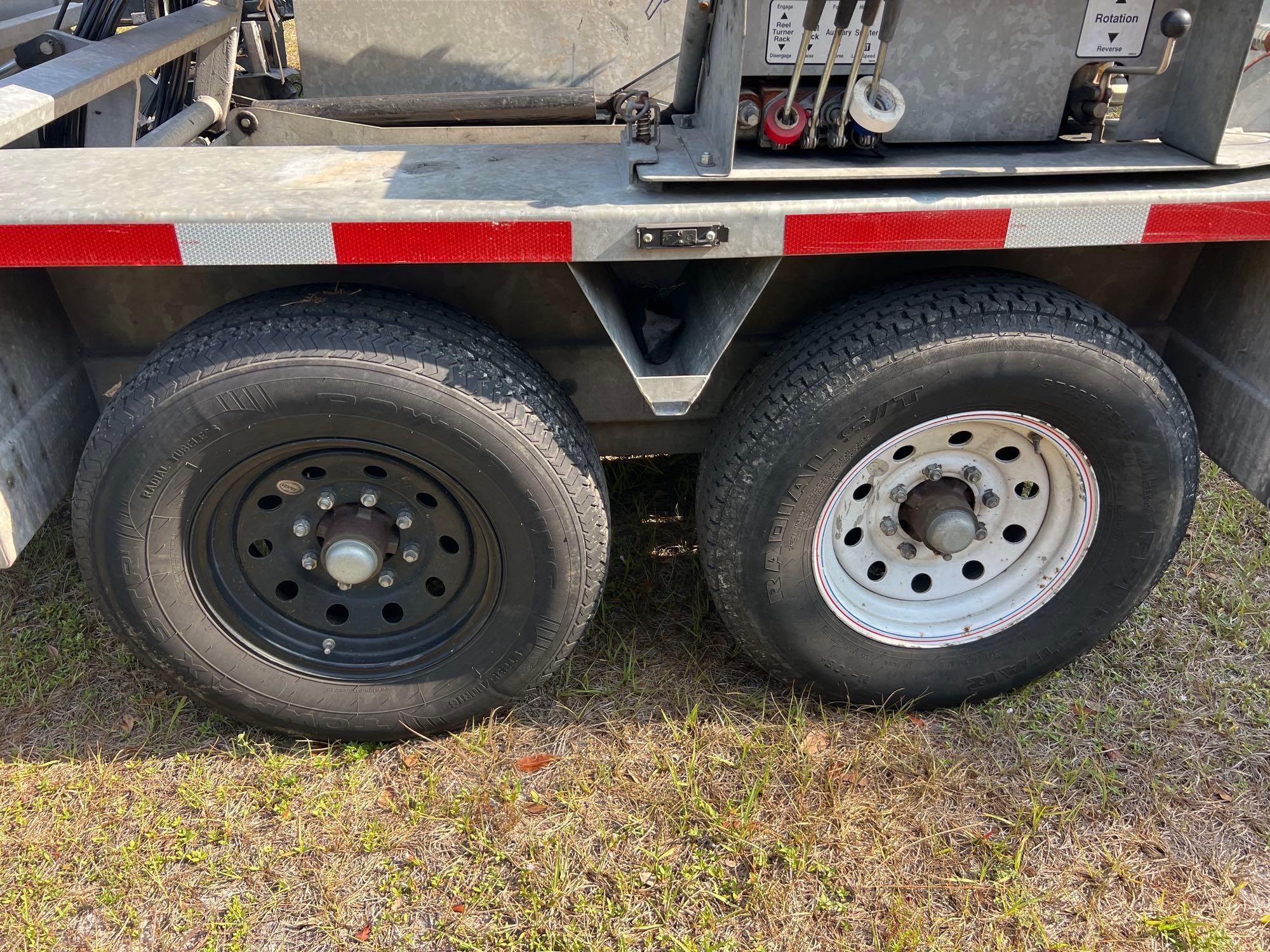 2021 LARSON WINDING TRAILER VN: 1L9LPUT29MH280533 equipped with Honda GX630 gas engine, hydraulic