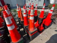 (25) SAFETY CONES