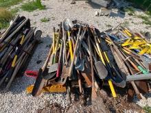 PALLET OF LANDSCAPE TOOLS INCLUDING SHOVELS, BROOMS, RAKES, ETC.