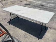 3FT x 6FT PLASTIC FOLDING TABLE