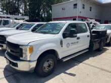 2017 FORD F350XL FLATBED TRUCK VN:1FD8W3G63HEF05313 powered by 6.2L gas engine, equipped with