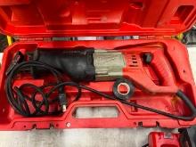 MILWAUKEE ELECTRIC SAWZALL IN CASE, BATTERY & (2) CHARGERS SUPPORT EQUIPMENT