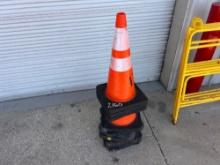 12 SAFETY CONES SUPPORT EQUIPMENT