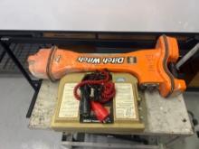 DITCHWITCH TK TRACKER LOCATOR, SN 8342384 SUPPORT EQUIPMENT