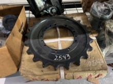 (2) YANMAR EXCAVATOR SPROCKETS SUPPORT EQUIPMENT
