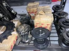 (8) YANMAR EXCAVATOR BOTTOM ROLLERS SUPPORT EQUIPMENT