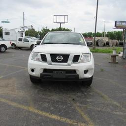 2019 NISSAN FRONTIER PICKUP TRUCK VN:1N6DD0CW1KN793849 4x4, powered by 4.0L V6 gas engine, equipped