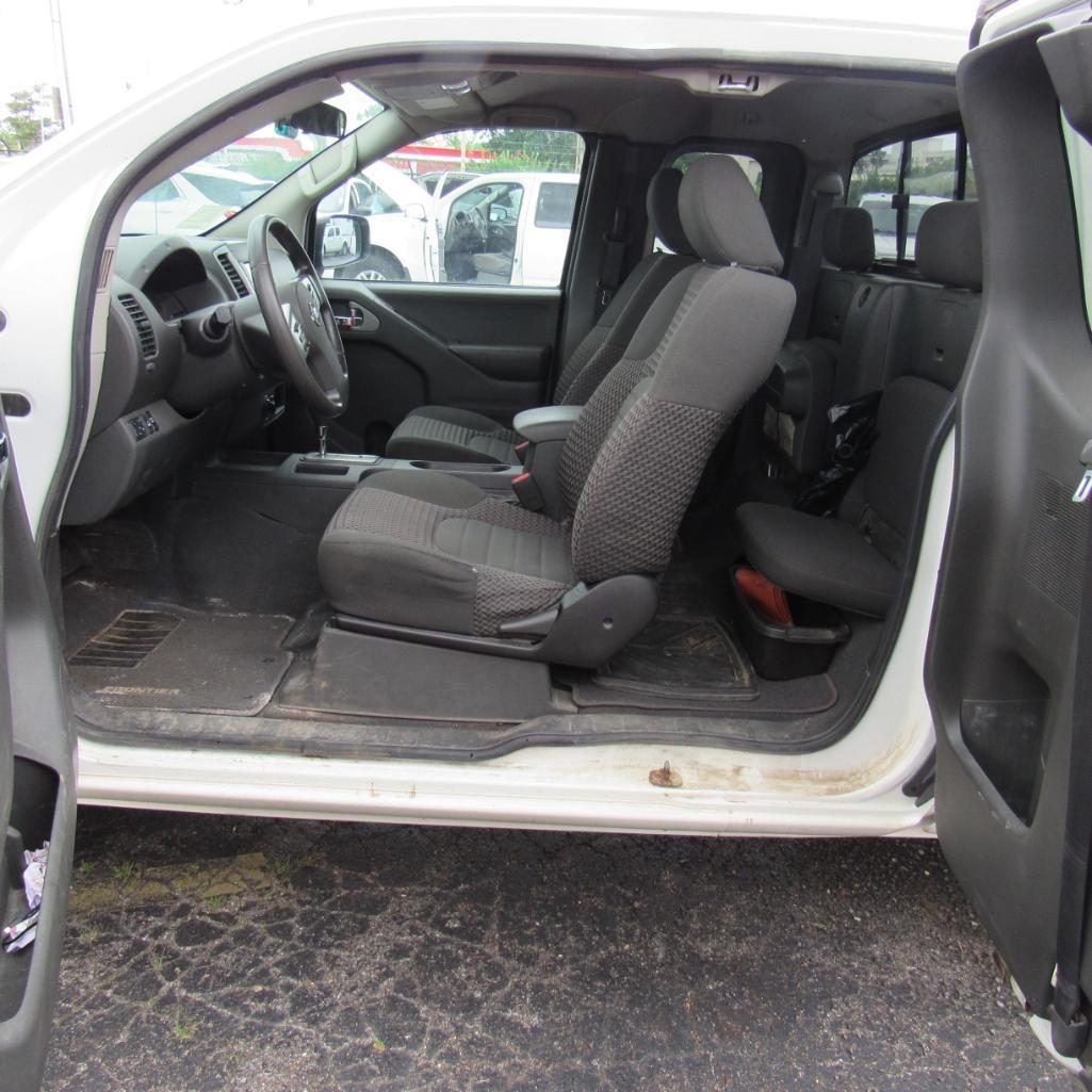 2019 NISSAN FRONTIER PICKUP TRUCK VN:1N6DD0CW1KN793849 4x4, powered by 4.0L V6 gas engine, equipped