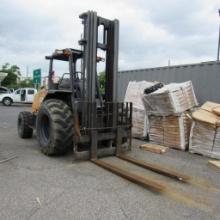 2019 CASE 588H ROUGH TERRAIN FORKLIFT VN:JJGN580HEKC759099 powered by diesel engine, 74hp, equipped