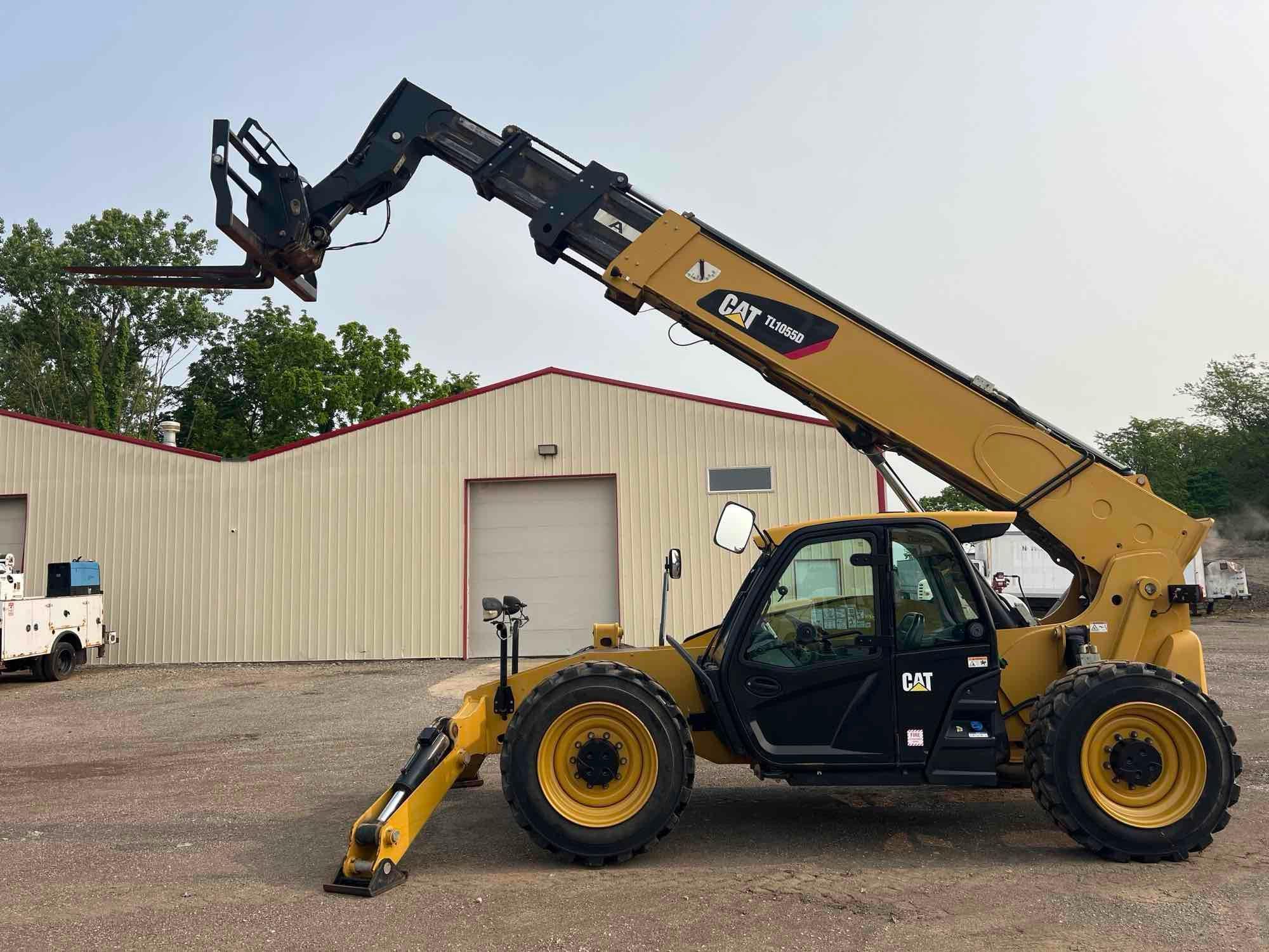 2018 CAT 1055D TELESCOPIC FORKLIFT SN:01160, 4x4, powered by Cat diesel engine, equipped with EROPS,