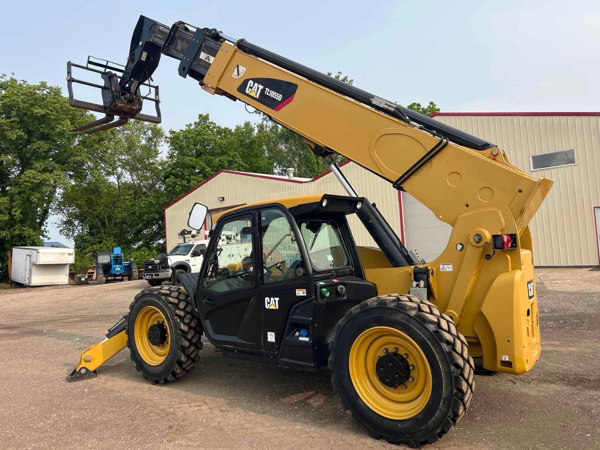 2018 CAT 1055D TELESCOPIC FORKLIFT SN:01160, 4x4, powered by Cat diesel engine, equipped with EROPS,