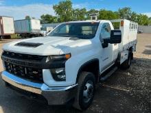 2021 CHEVY 3500 TIRE UTILITY TRUCK VN:1GB3WRE74MF178488 powered by gas engine, equipped with