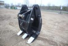 2022 NYE DGX255U 2 OVER 3 GRAPPLE SN:519059 Multi-Machine Mount for SK260, QC, 2/3 Tine Jaw