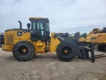 2022 JOHN DEERE 644P RUBBER TIRED LOADER SN:13924 powered by John Deere diesel engine, equipped with
