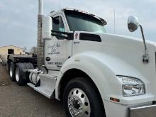 2013 KENWORTH T880 TRUCK TRACTOR VN:N/A powered by Paccar diesel engine, equipped with automatic