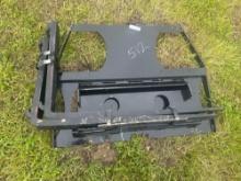 NEW 36IN. UNIVERSAL FORK FRAME W/42IN. FORKS MINI TRACK LOADER ATTACHMENT