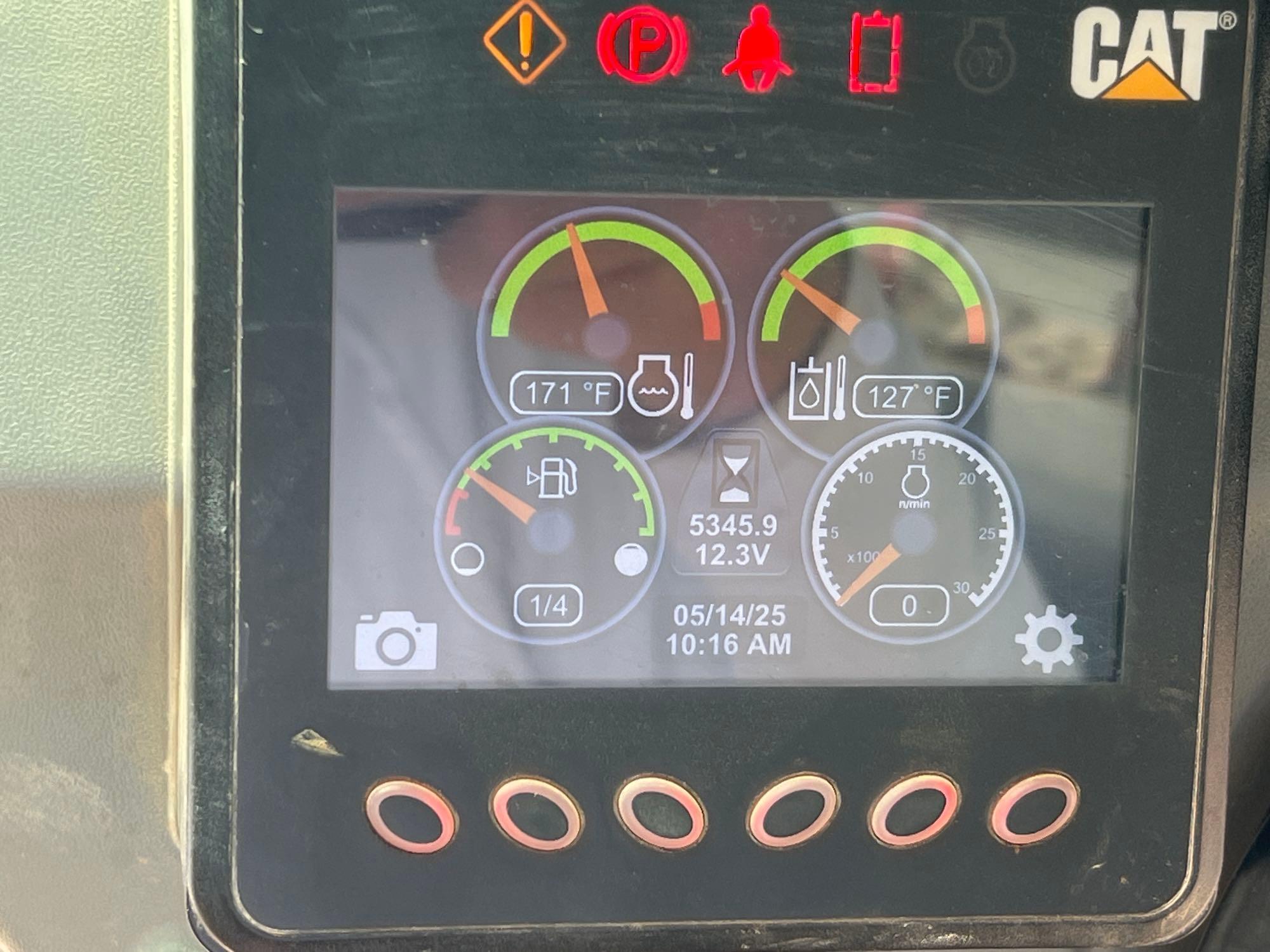 CAT 289D RUBBER TRACKED SKID STEER SN:TAW08590 powered by Cat diesel engine, equipped with EROPS,