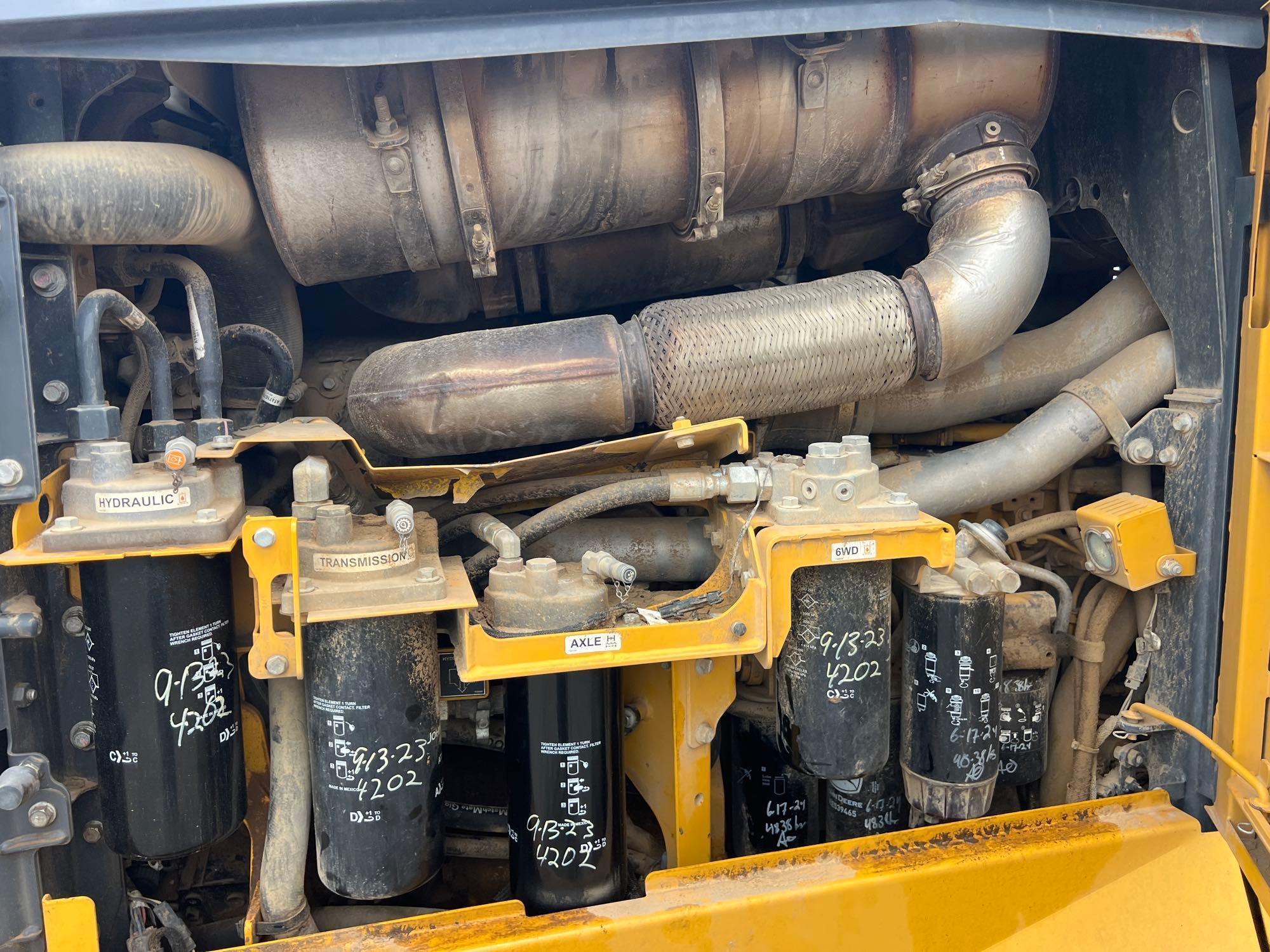 2019 JOHN DEERE 872GP MOTOR GRADER SN:690597 powered by John Deere diesel engine, equipped with