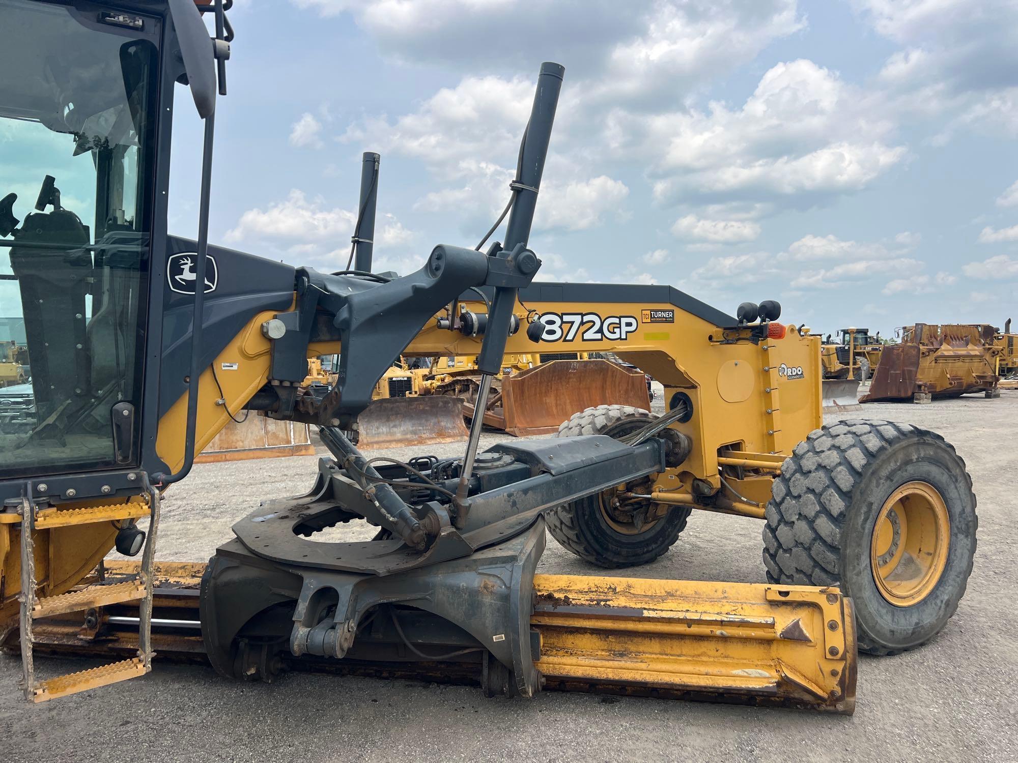2019 JOHN DEERE 872GP MOTOR GRADER SN:690597 powered by John Deere diesel engine, equipped with