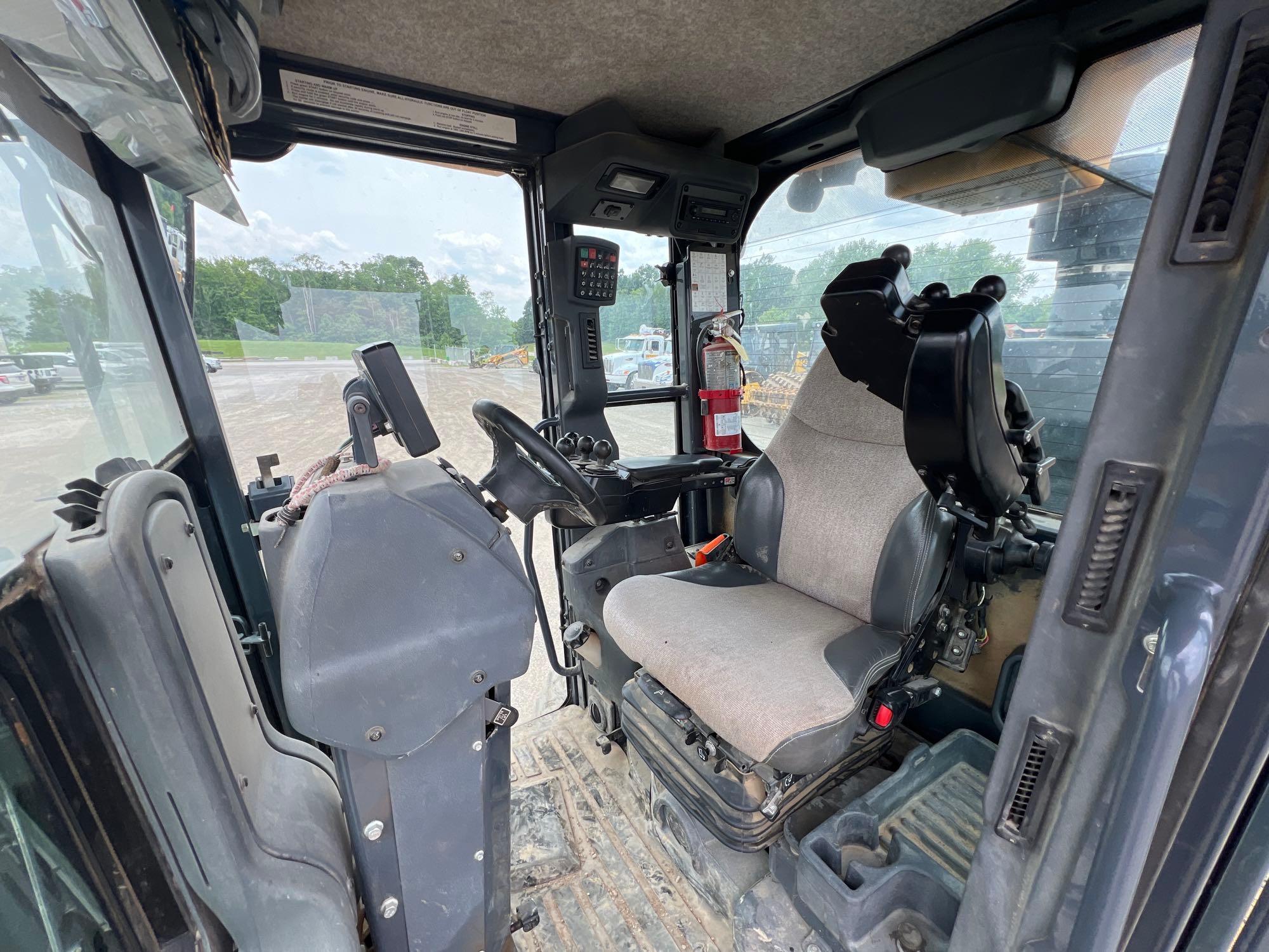 2019 JOHN DEERE 872GP MOTOR GRADER SN:690597 powered by John Deere diesel engine, equipped with