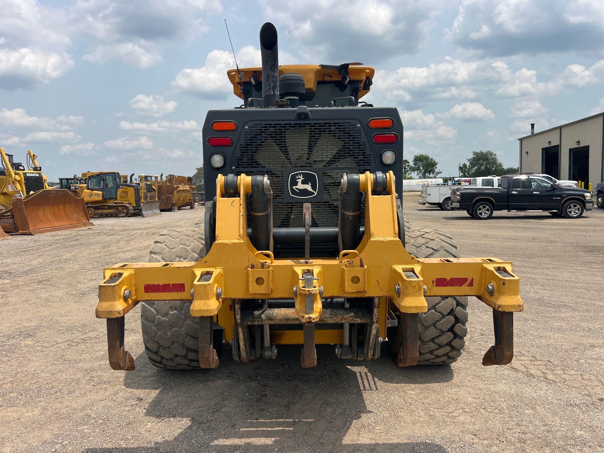 2019 JOHN DEERE 872GP MOTOR GRADER SN:690597 powered by John Deere diesel engine, equipped with