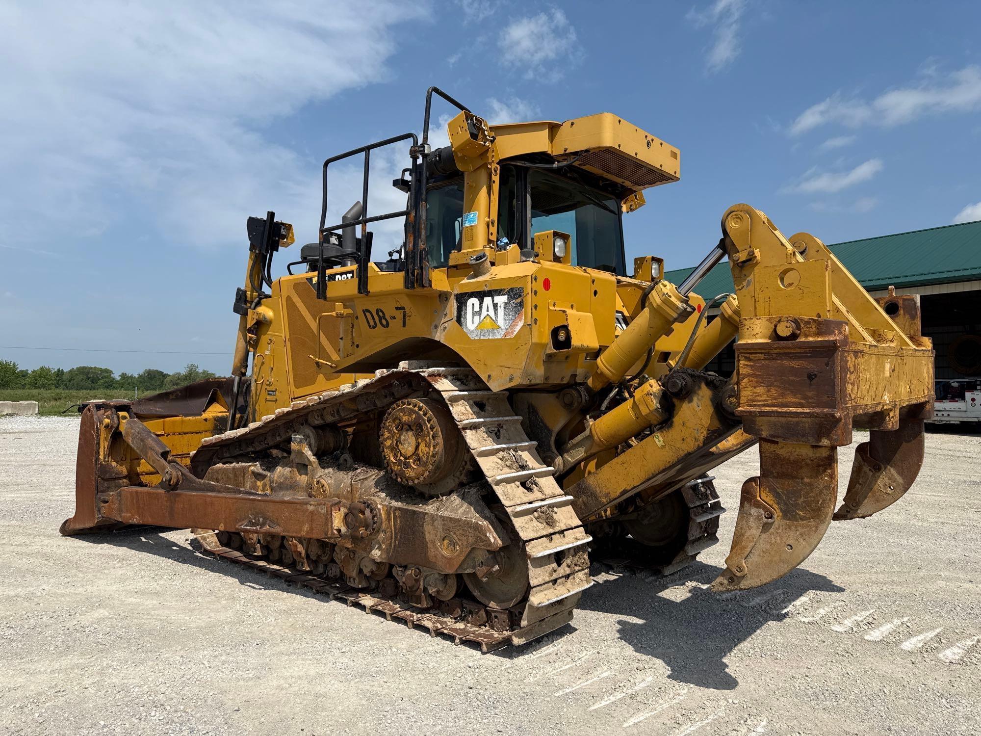 2015 CAT D8T CRAWLER TRACTOR SN:FMC00241 powered by Cat diesel engine, equipped with EROPS, air, SU