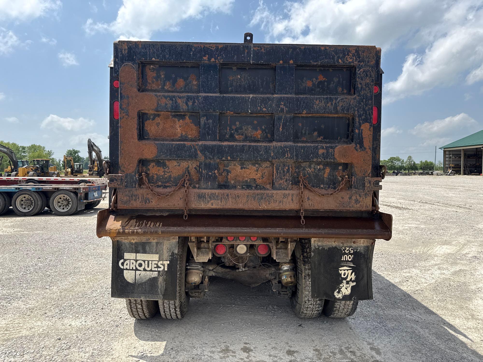 1991 MACK RB690 DUMP TRUCK VN:1M2AM20C5MM001895 powered by Mack engine, 350hp, equipped with