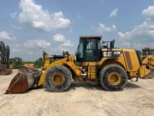 CAT 972K RUBBER TIRED LOADER SN:0692 powered by Cat diesel engine, equipped with EROPS, air, heat,