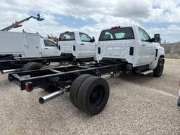NEW UNUSED 2024 CHEVY 6500 CAB & CHASSIS VN:1HTKHPVM6RH352720 powered by Duramax 6.6L V8 turbo