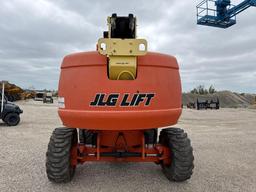 JLG 600S BOOM LIFT SN:300150471 4x4, powered by diesel engine, equipped with 60ft. Platform height,