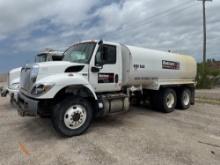 2020 INTERNATIONAL HV607 WATER TRUCK VN:3HAEKTAT2LL063954 powered by Cummins diesel engine, equipped