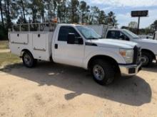 2015 FORD F350 SERVICE TRUCK VN:1FDBF3E66FEC83176 powered by gas engine, equipped with automatic
