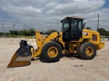 2022 CAT 930M RUBBER TIRED LOADER SN:J5K00483 powered by Cat diesel engine, equipped with EROPS,