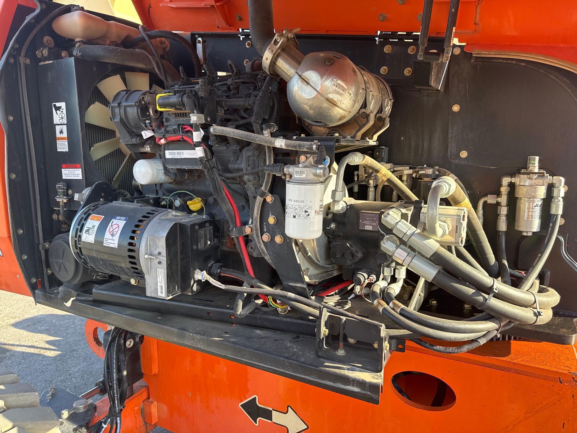 2017 JLG 660SJ BOOM LIFT SN:300231044 4x4, powered by diesel engine, equipped with 66ft. Platform