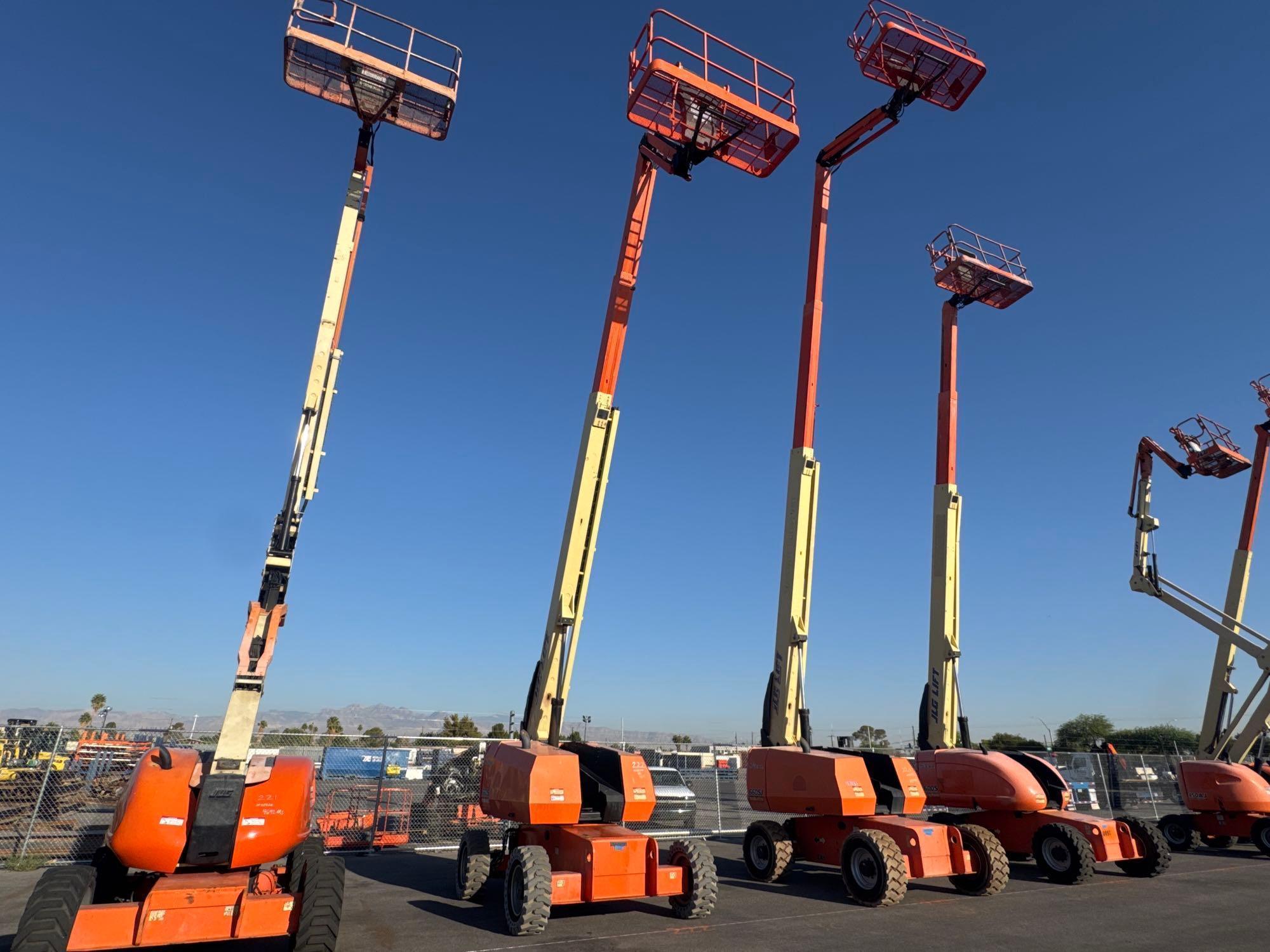 2017 JLG 660SJ BOOM LIFT SN:300231044 4x4, powered by diesel engine, equipped with 66ft. Platform