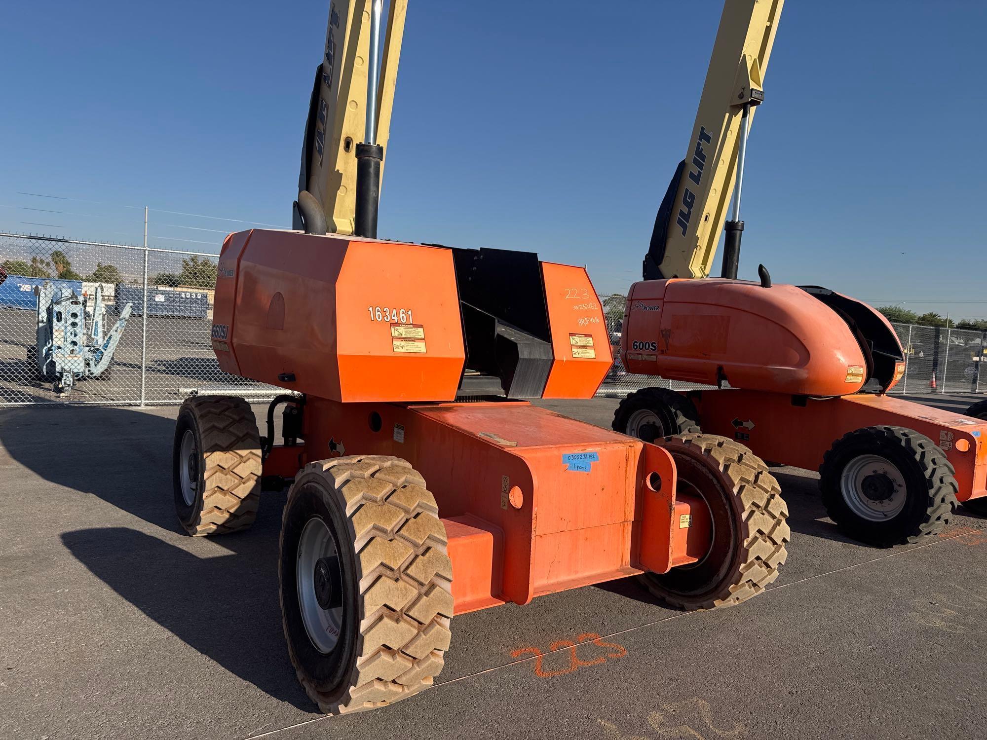 2017 JLG 660SJ BOOM LIFT SN:300232152 4x4, powered by diesel engine, equipped with 66ft. Platform