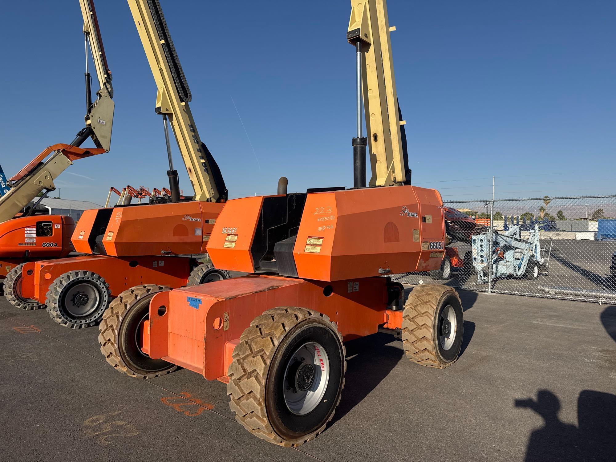 2017 JLG 660SJ BOOM LIFT SN:300232152 4x4, powered by diesel engine, equipped with 66ft. Platform