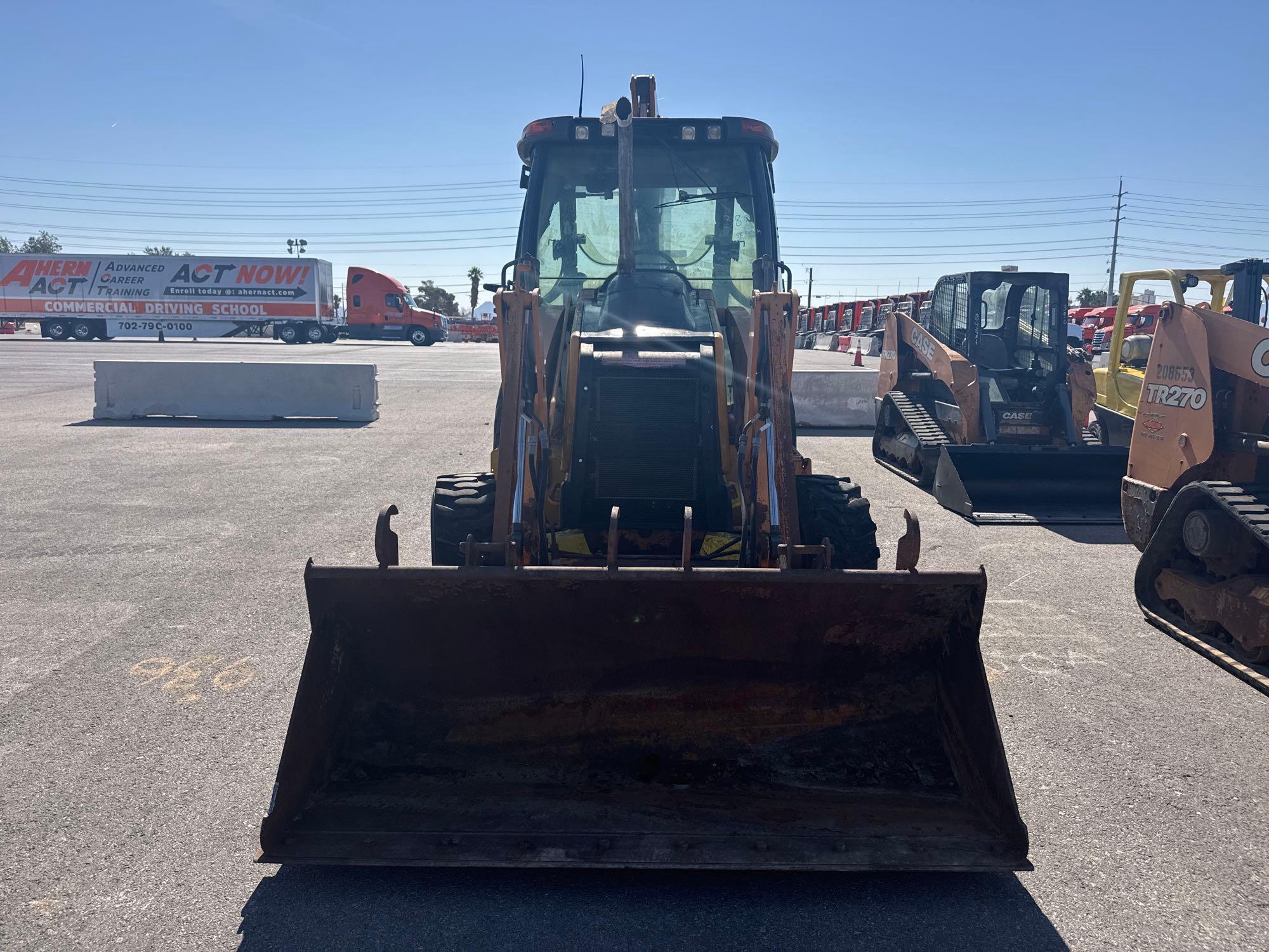 CASE 580N TRACTOR LOADER BACKHOE SN:JJGN580NJDC580819 4x4, powered by diesel engine, equipped with