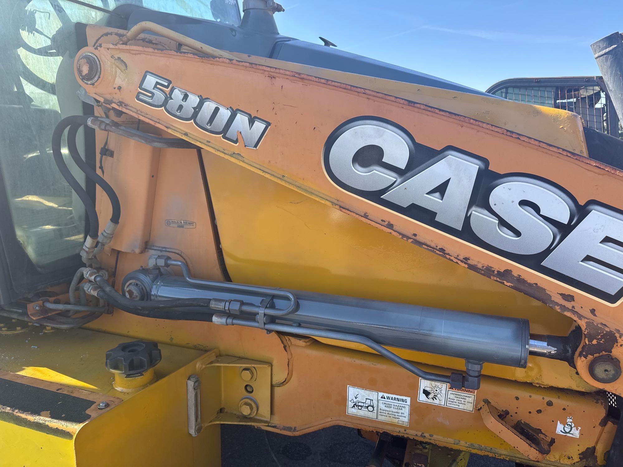 CASE 580N TRACTOR LOADER BACKHOE SN:JJGN580NJDC580819 4x4, powered by diesel engine, equipped with