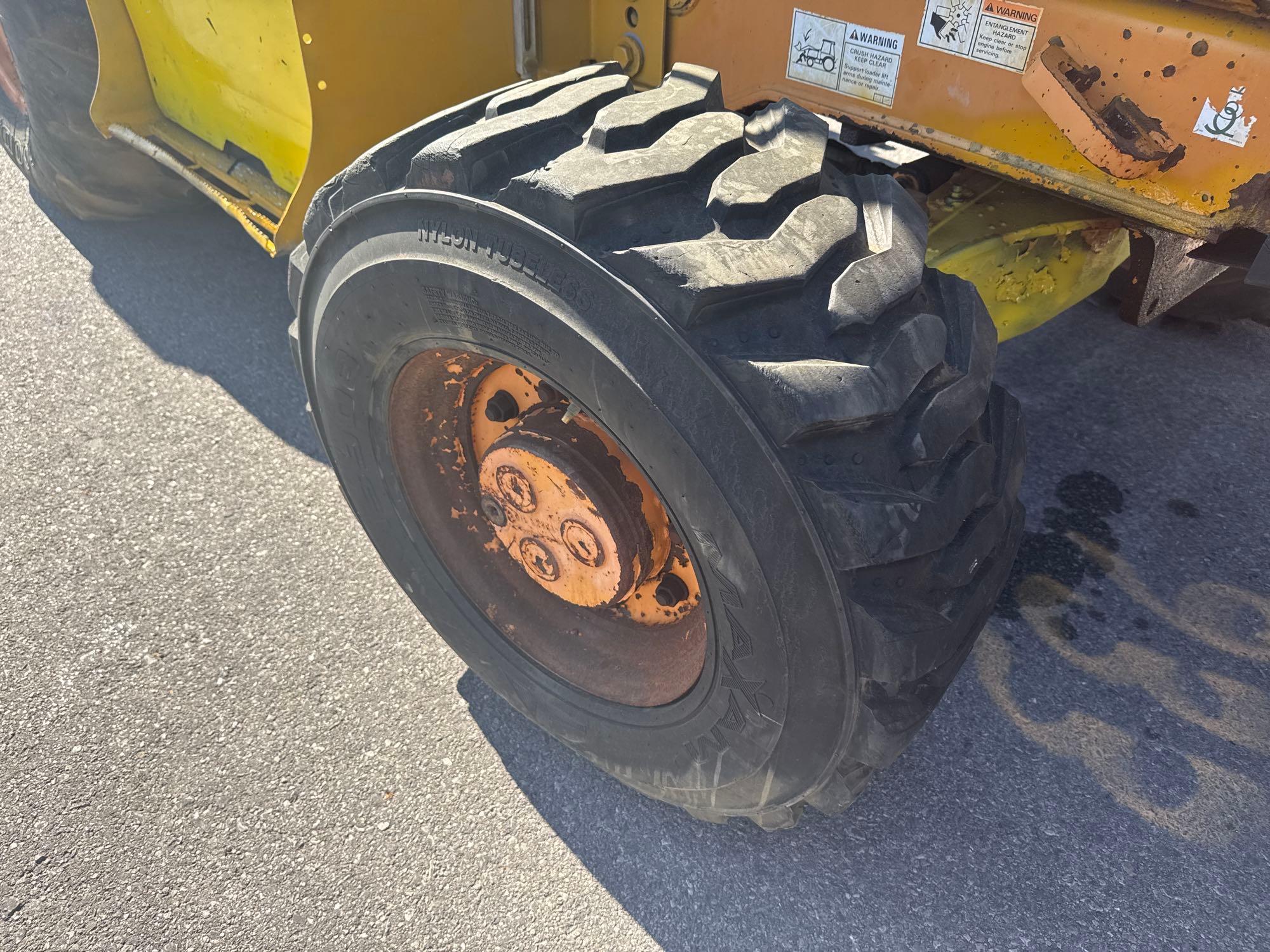 CASE 580N TRACTOR LOADER BACKHOE SN:JJGN580NJDC580819 4x4, powered by diesel engine, equipped with