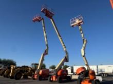 JLG 800A BOOM LIFT SN:300061017 powered by diesel engine, equipped with 80ft. Platform height,
