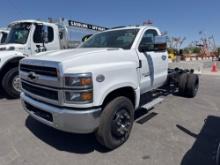 NEW UNUSED CHEVY 5500 CAB & CHASSIS powered by V8 5.2L turbo diesel engine, equipped with automatic