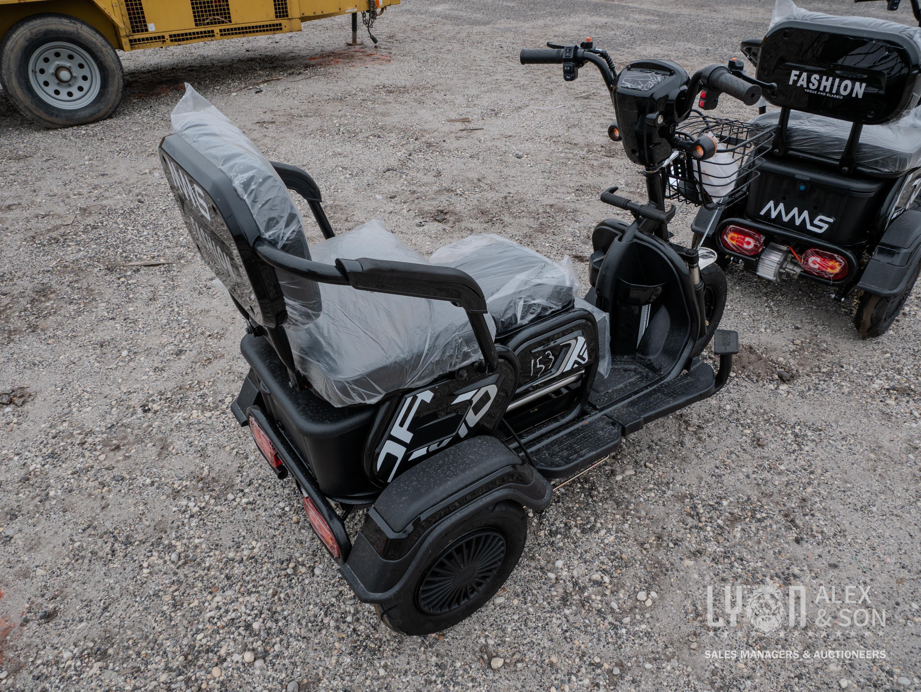 NEW MECO MS-D3 ELECTRIC TRICYCLE RECREATIONAL VEHICLE SN:250429, BILL OF SALE NO TITLE