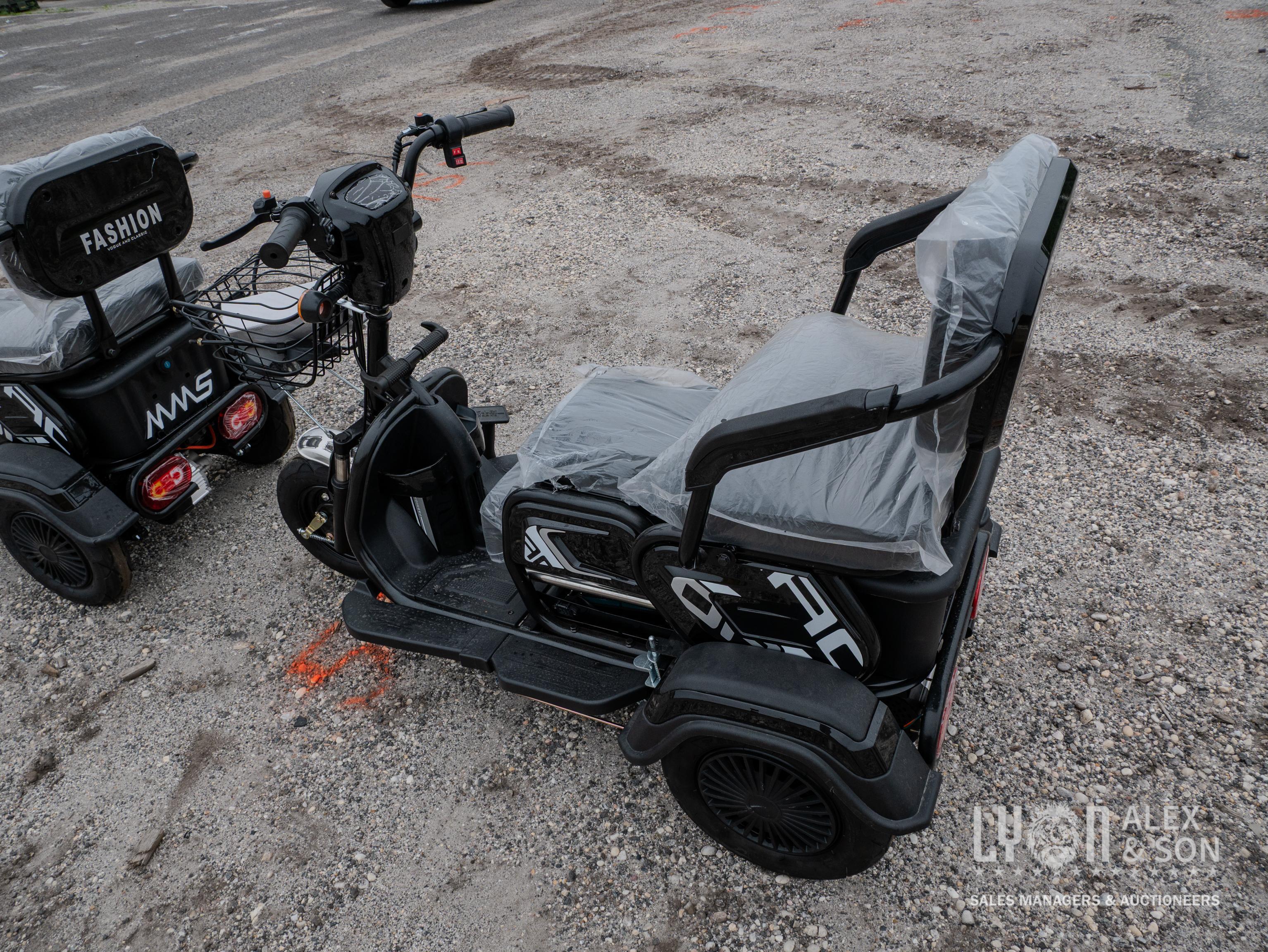 NEW MECO MS-D3 ELECTRIC TRICYCLE RECREATIONAL VEHICLE SN:250429, BILL OF SALE NO TITLE