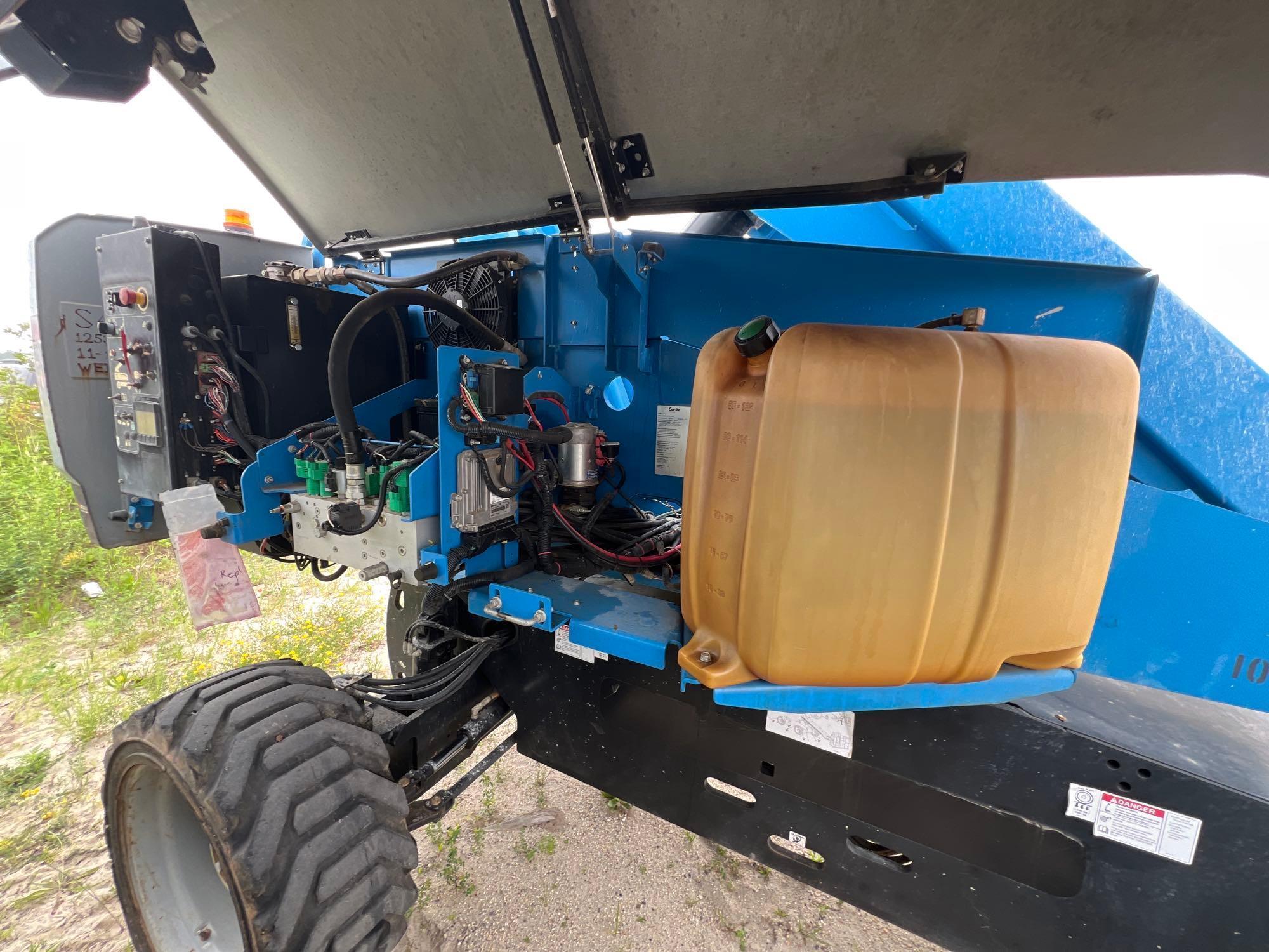 2016 GENIE S-60X BOOM LIFT SN:S60X16H-35534 4x4, powered by diesel engine, equipped with 60ft.