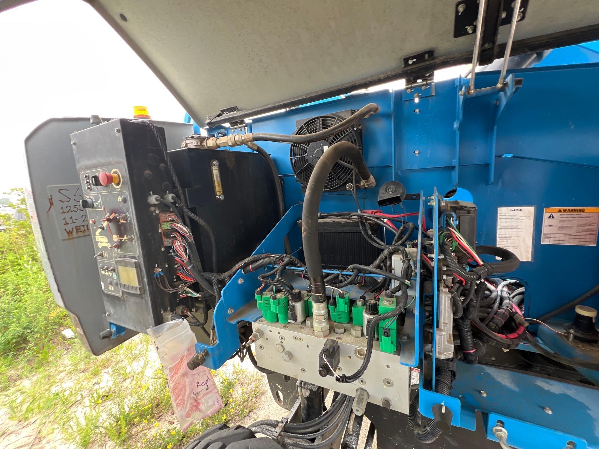 2016 GENIE S-60X BOOM LIFT SN:S60X16H-35534 4x4, powered by diesel engine, equipped with 60ft.