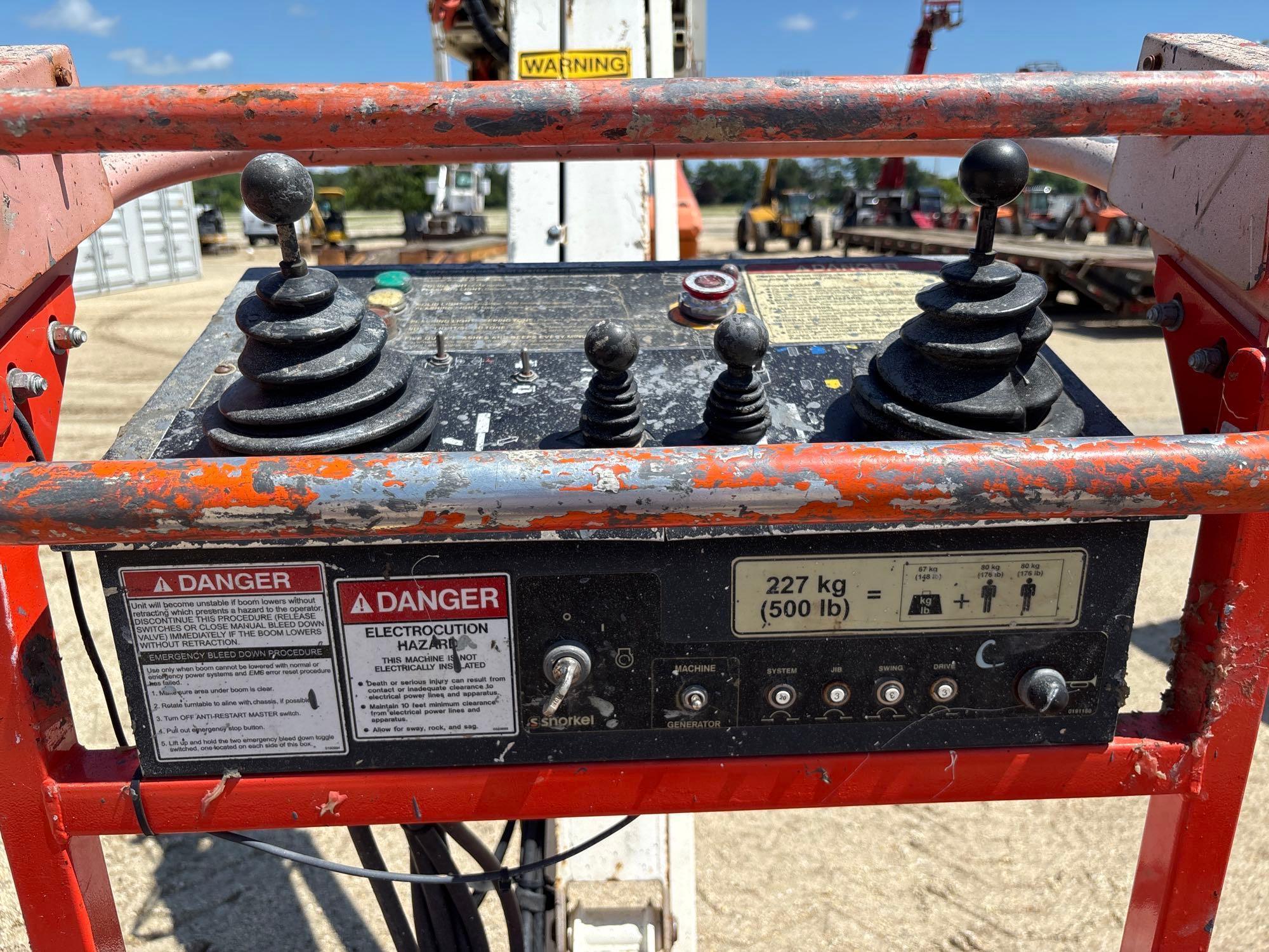 2016 SNORKEL TB126J BOOM LIFT SN:TB126J-04-000124 4x4, powered by diesel engine, equipped with