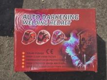 NEW AUTO DARKENING WELDING HELMET NEW SUPPORT EQUIPMENT