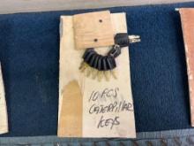 NEW (10) CATERPILLAR KEYS NEW SUPPORT EQUIPMENT